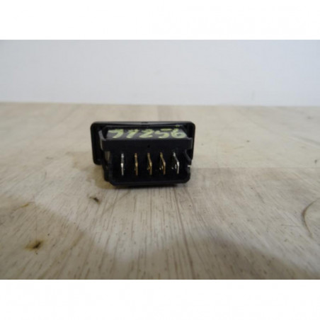 Interrupteur de leve vitre avant gauche PEUGEOT 309 II d’occasion