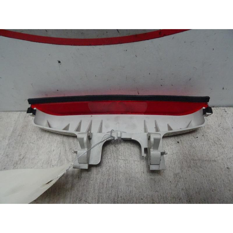 Feu arriere stop central MAZDA MAZDA 3 II PHASE 1 d’occasion