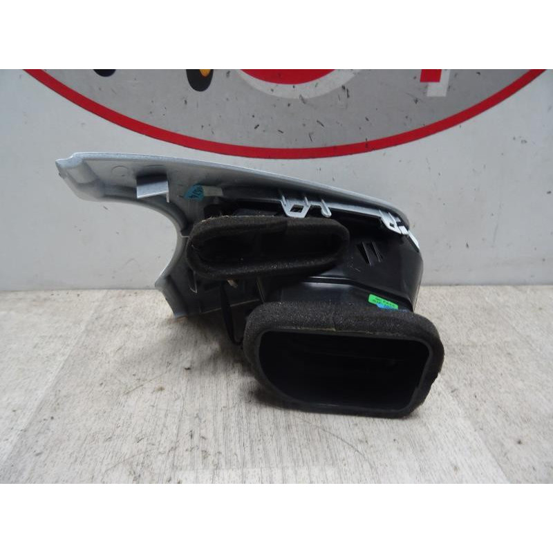 Aerateur tableau de bord avant gauche CITROEN C3 II PHASE 1 d’occasion