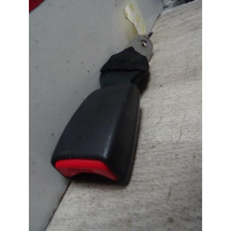 Attache ceinture arriere gauche MAZDA MAZDA 3 II PHASE 1 d’occasion
