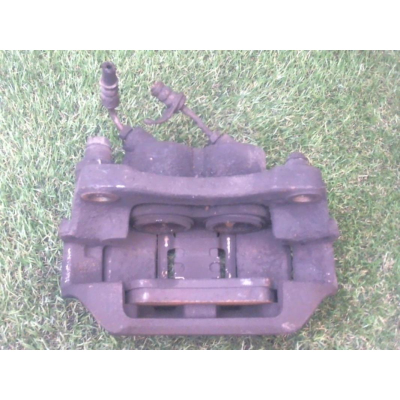 Etrier avant gauche (freinage) RENAULT MASTER II FOURGON PHASE 1 d’occasion