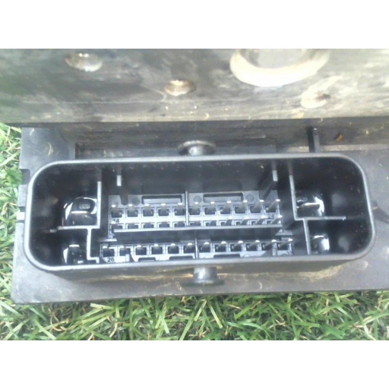 Bloc ABS (freins anti-blocage) PEUGEOT EXPERT PHASE 1 COMBI d’occasion