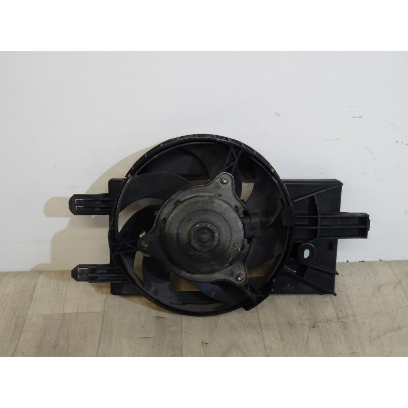 Moto ventilateur condenseur MAZDA MAZDA 3 II PHASE 1 d’occasion