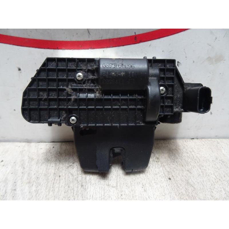 Serrure de hayon CITROEN C3 II PHASE 1 d’occasion
