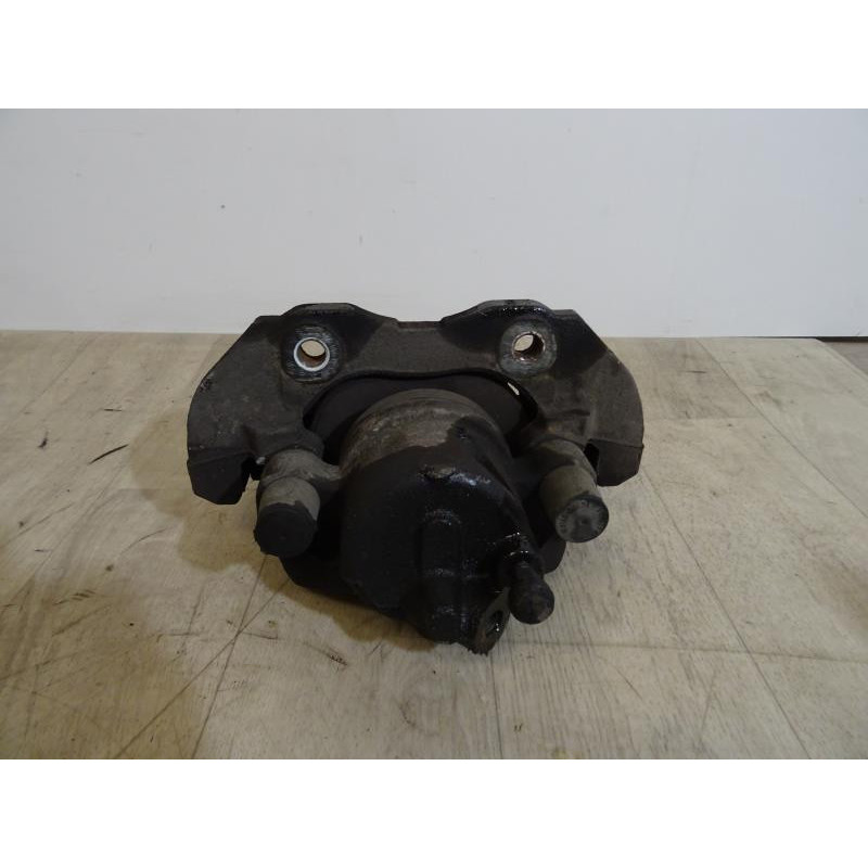 Etrier avant gauche (freinage) MAZDA MAZDA 3 II PHASE 1 d’occasion