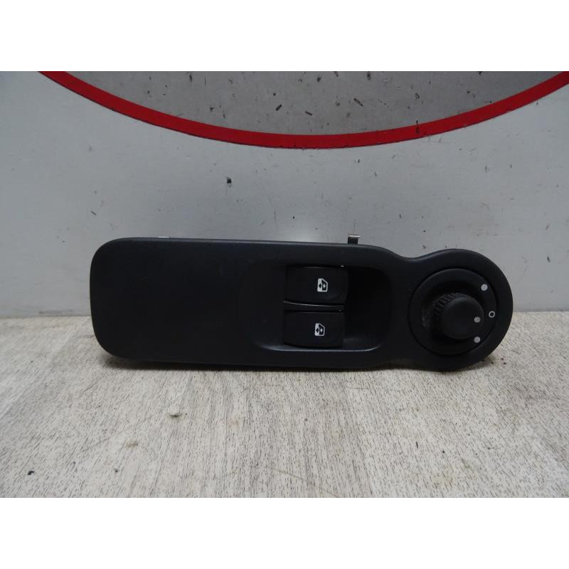 Interrupteur de leve vitre (Bloc complet) RENAULT MODUS PHASE 1 d’occasion