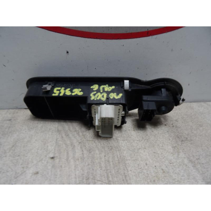 Interrupteur de leve vitre (Bloc complet) RENAULT MODUS PHASE 1 d’occasion