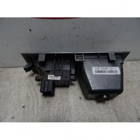 Porte gobelet NISSAN NAVARA DOUBLE CABINE d’occasion