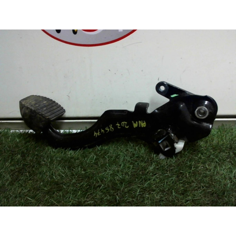 Pedalier de frein PEUGEOT 207 1.6 HDI d’occasion