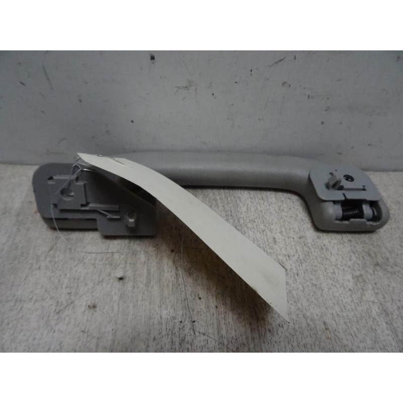Poignee de maintien arriere gauche NISSAN NAVARA DOUBLE CABINE d’occasion