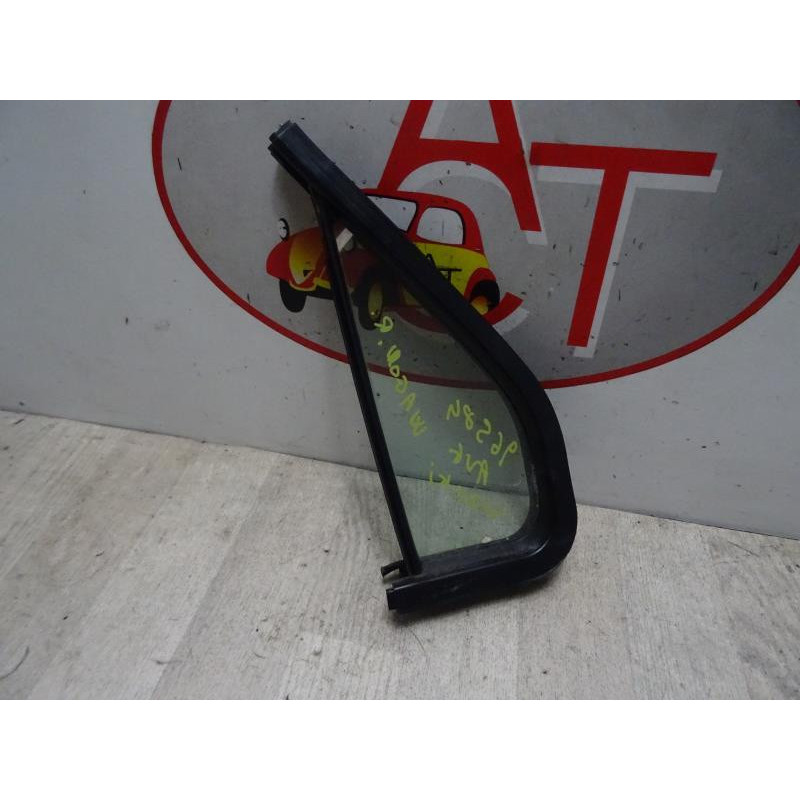 Custode avant gauche (porte) SUZUKI WAGON R d’occasion
