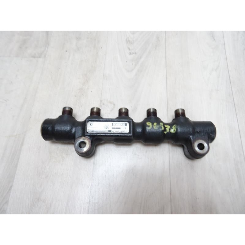 Rampe injection FORD FIESTA VI d’occasion