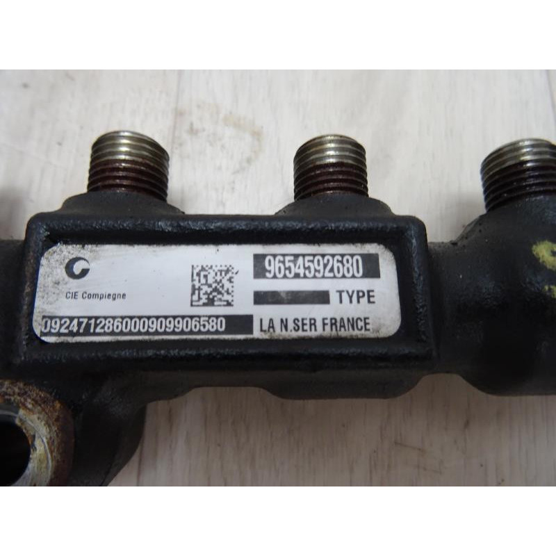 Rampe injection FORD FIESTA VI d’occasion