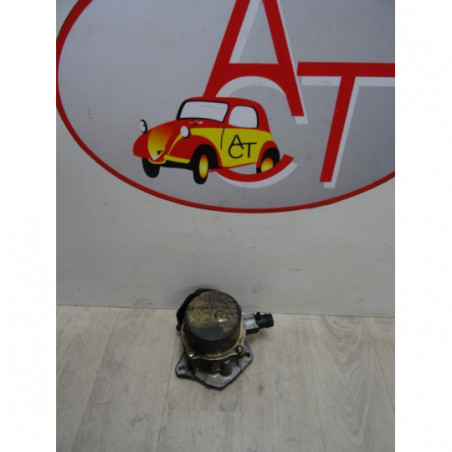 Pompe à vide RENAULT CLIO II PHASE 2 d’occasion