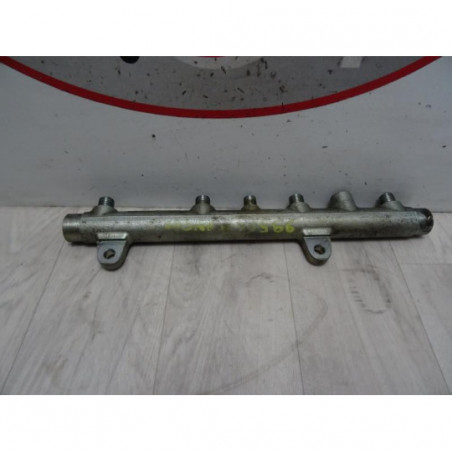 Rampe injection RENAULT KANGOO I 4x4 d’occasion