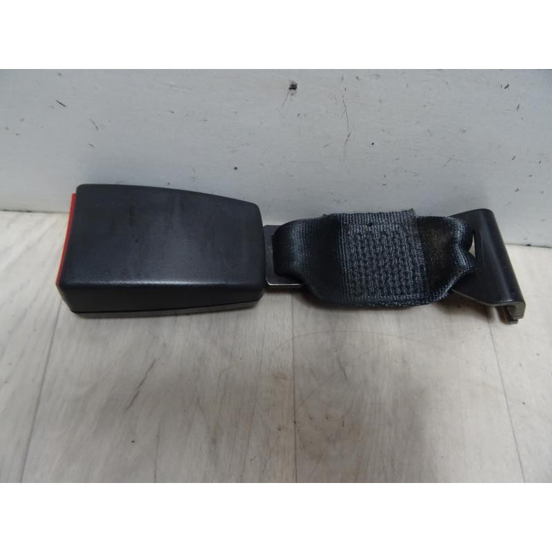 Attache ceinture arriere gauche ALFA ROMEO 159 SPORTWAGON d’occasion