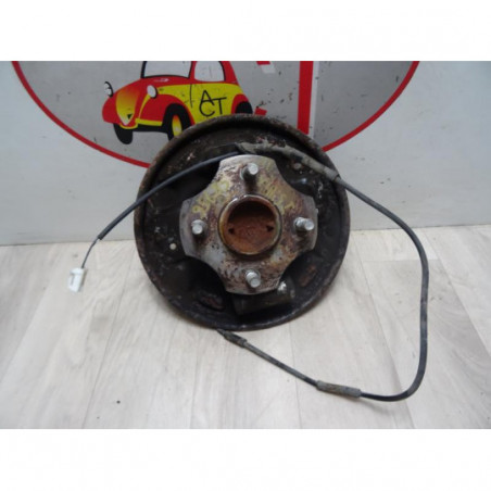 Fusee arriere gauche TOYOTA YARIS I PHASE 2 d’occasion