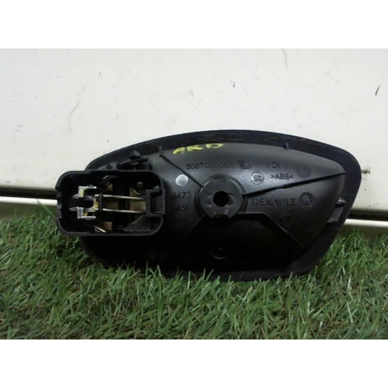 Poignee interieur arriere droit RENAULT CAPTUR d’occasion