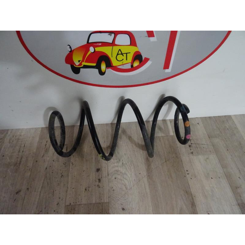 Ressort de suspension arriere droit DACIA DOKKER PICKUP d’occasion