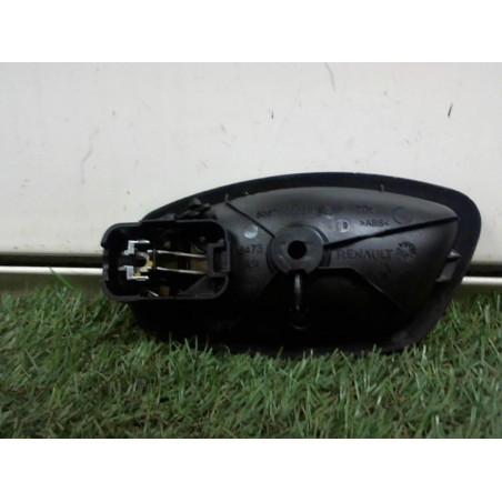 Poignee porte avant droit RENAULT CAPTUR d’occasion