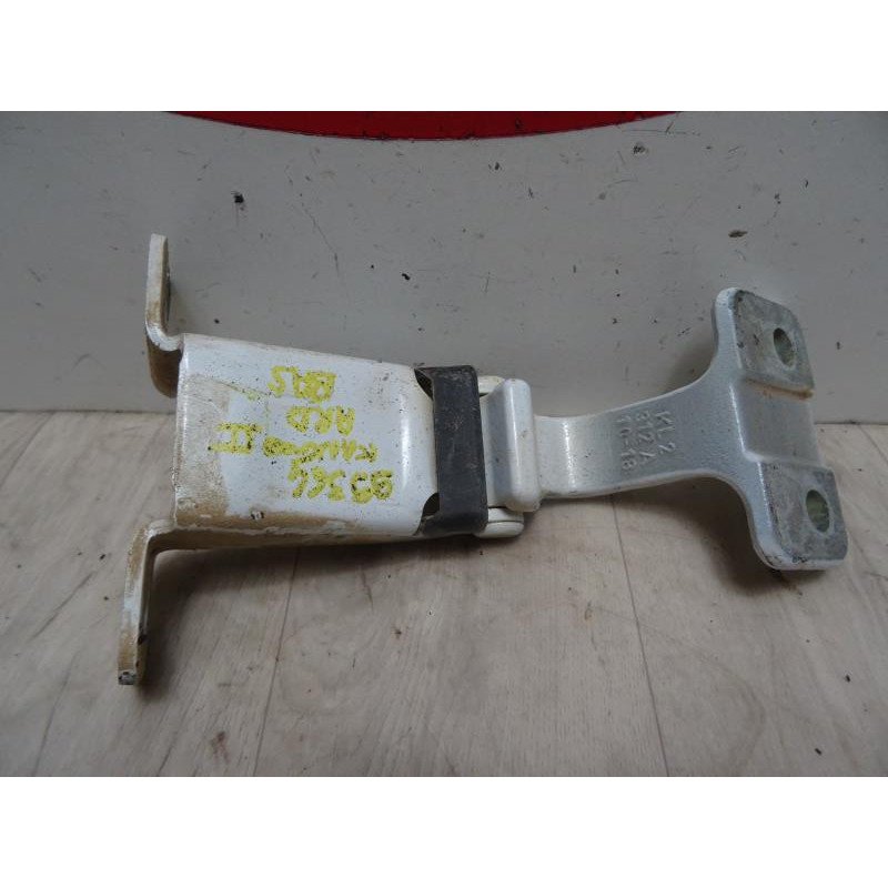 Charniere de porte de coffre droit RENAULT KANGOO II PICK-UP d’occasion