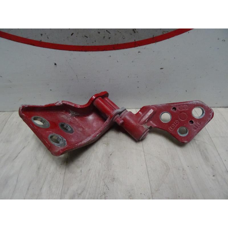 Charniere de porte de coffre droit CITROEN BERLINGO II (B9) d’occasion