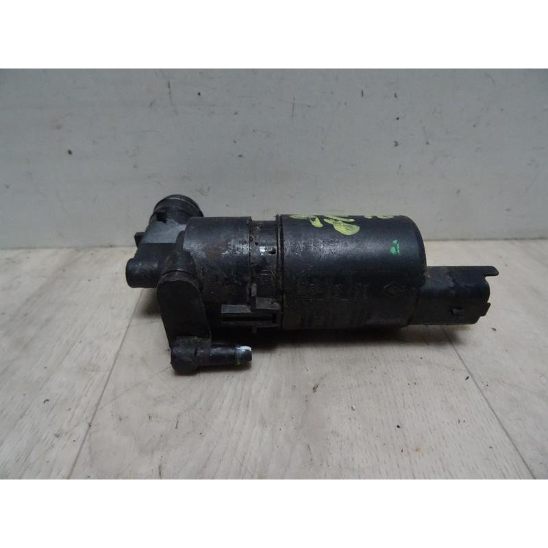 Pompe lave glace avant DACIA DOKKER d’occasion