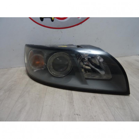 Optique avant principal droit (feux)(phare) VOLVO V50 d’occasion