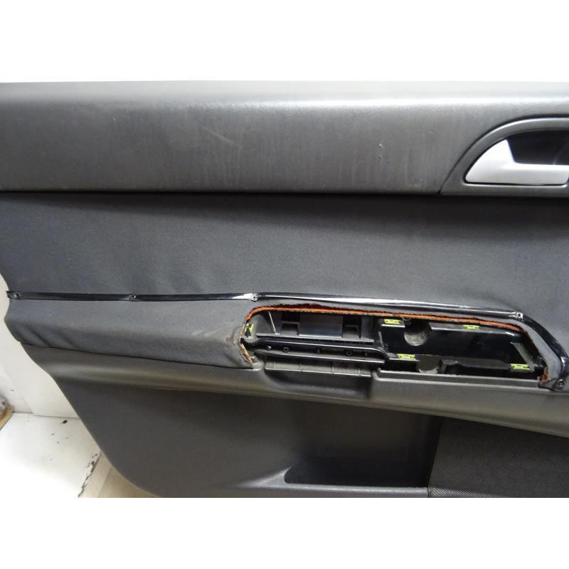 Panneau de porte avant gauche VOLVO V50 d’occasion