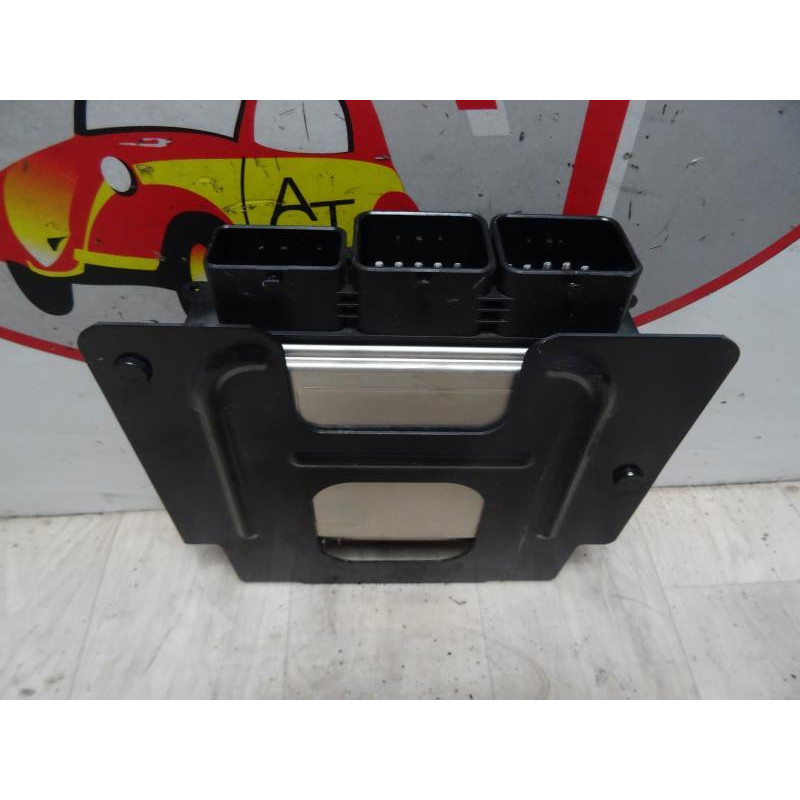 Calculateur moteur PEUGEOT EXPERT II PHASE 2 FOURGON d’occasion