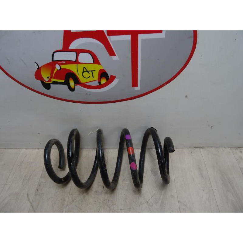 Ressort de suspension arriere gauche FORD TRANSIT CONNECT 2 PHASE 2 d’occasion