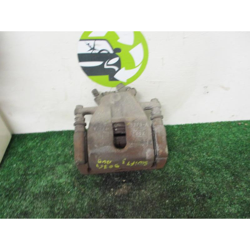 Etrier avant droit (freinage) SUZUKI SWIFT III d’occasion