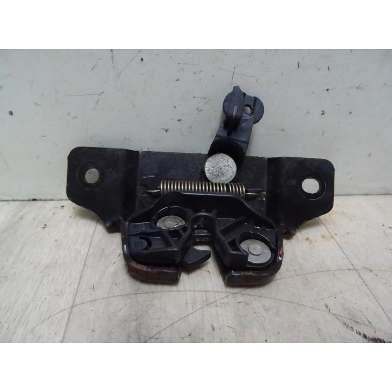 Serrure de coffre PEUGEOT 406 COUPE d’occasion