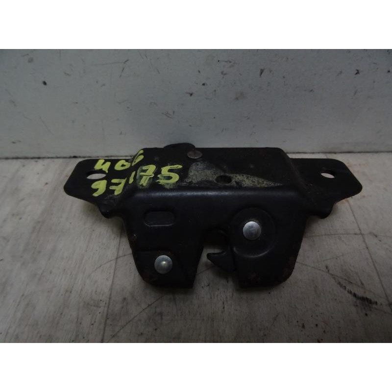 Serrure de coffre PEUGEOT 406 COUPE d’occasion