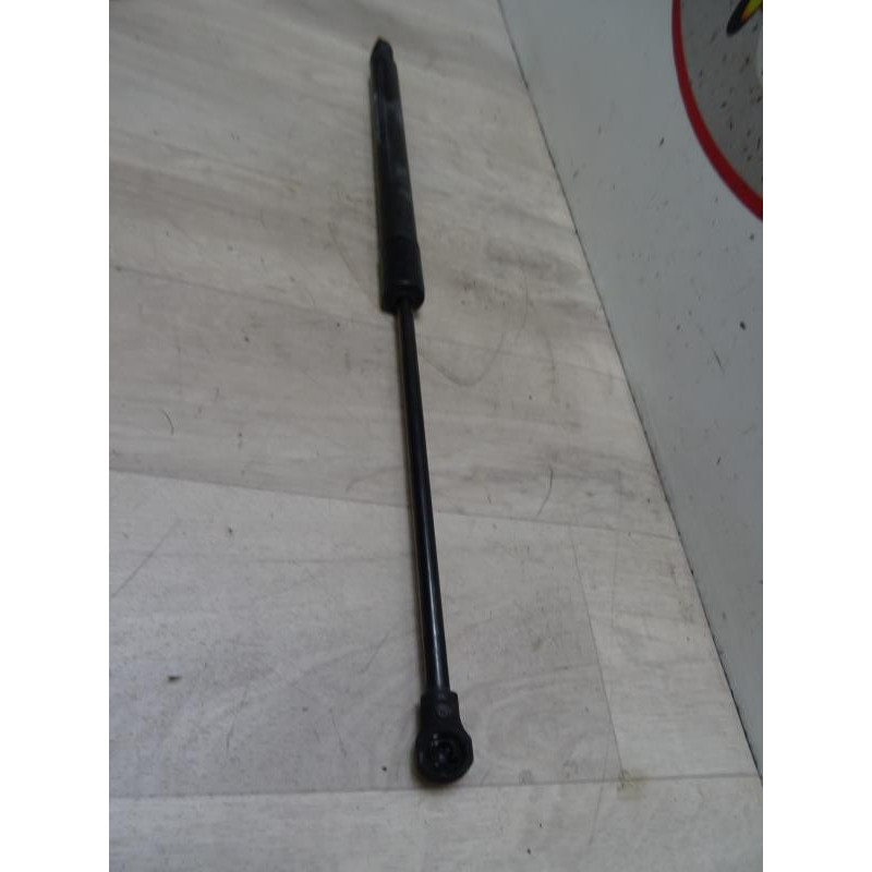 Verin de coffre gauche PEUGEOT 208 1 PHASE 2 d’occasion