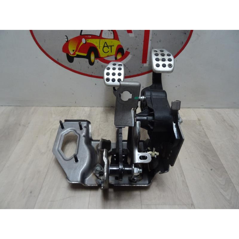 Pedalier PEUGEOT 208 1 PHASE 2 d’occasion
