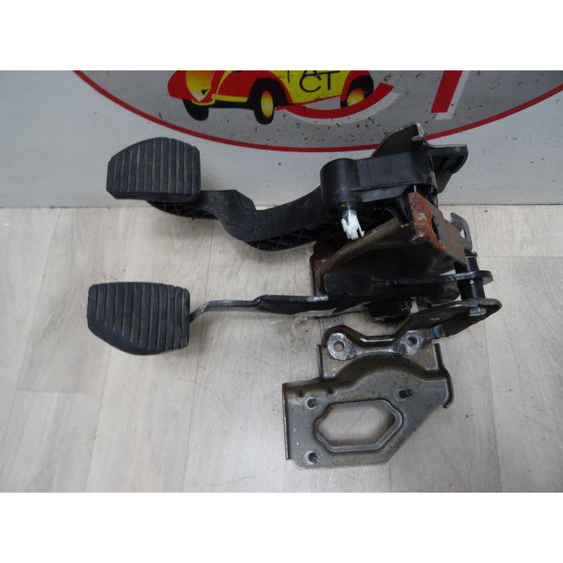 Pedalier PEUGEOT 208 1 PHASE 1 d’occasion