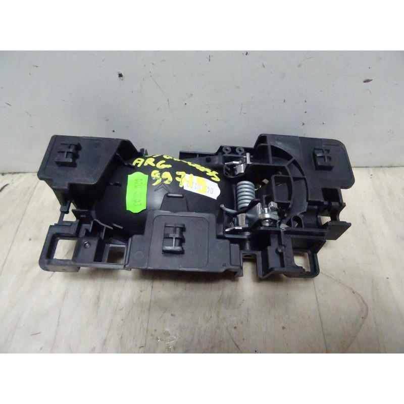 Poignee interieur arriere gauche CITROEN C3 AIRCROSS d’occasion