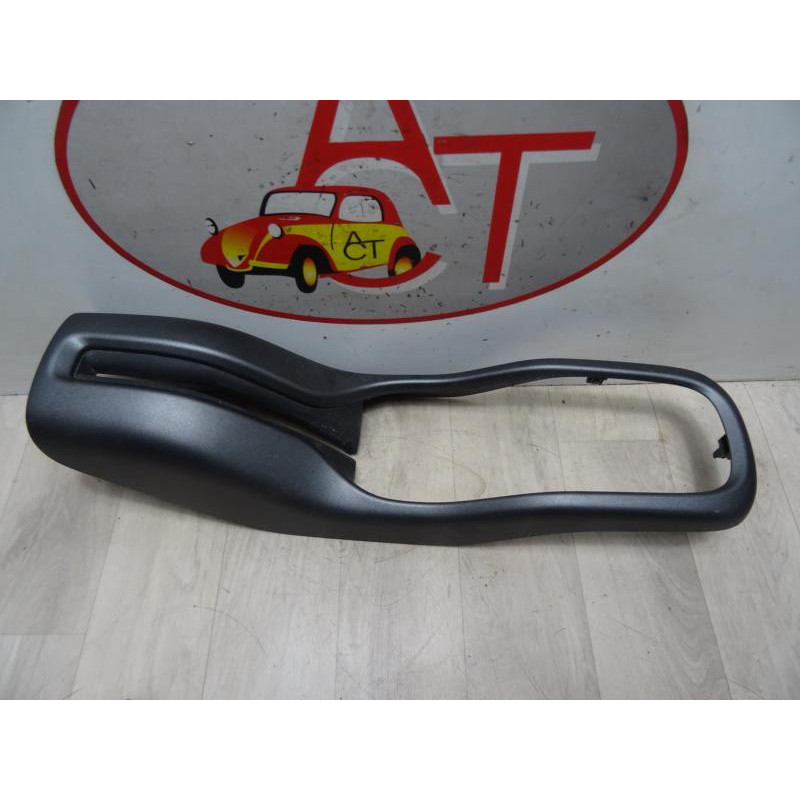 Console central (interieur plastique) CITROEN C3 AIRCROSS d’occasion