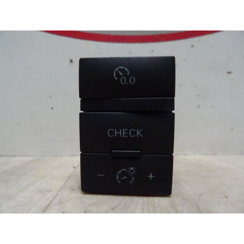 Commande regulateur vitesse AUDI A6 3 AVANT PHASE 1 BREAK d’occasion