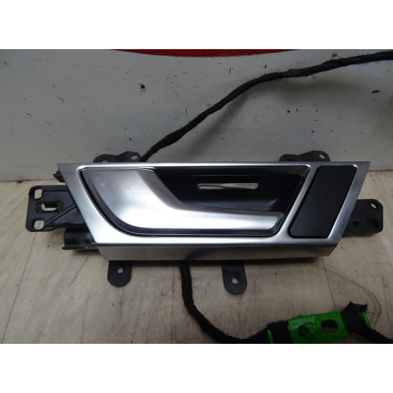 Poignee interieur arriere gauche AUDI A6 3 AVANT PHASE 1 BREAK d’occasion