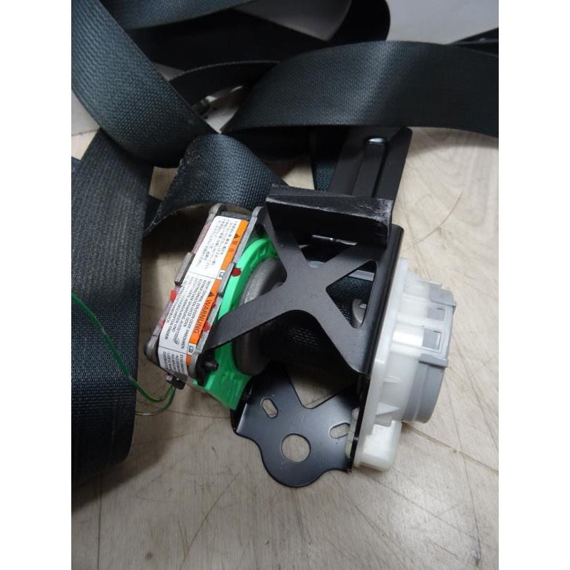 Ceinture avant gauche SUZUKI SPLASH d’occasion