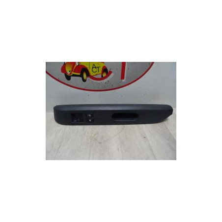 Interrupteur de leve vitre (Bloc complet) SUZUKI SPLASH d’occasion