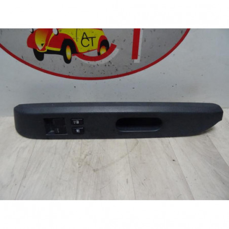 Interrupteur de leve vitre (Bloc complet) SUZUKI SPLASH d’occasion