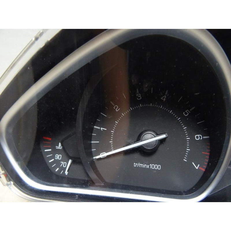 Compteur PEUGEOT 208 1 PHASE 1 d’occasion