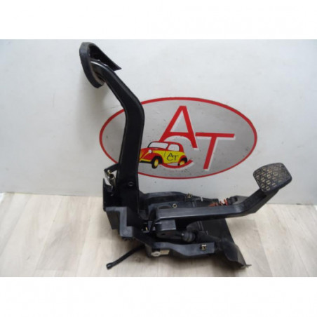 Pedalier MERCEDES C 200 CDI - 115 d’occasion