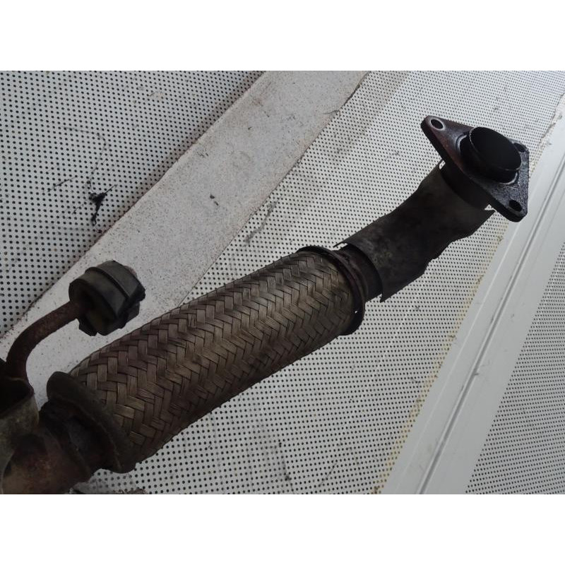 Tube intermediaire (echappement) NISSAN PRIMERA 4 d’occasion