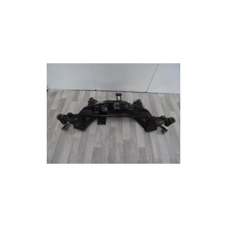 Berceau avant NISSAN PRIMERA 4 d’occasion
