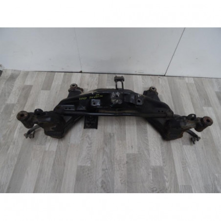 Berceau avant NISSAN PRIMERA 4 d’occasion