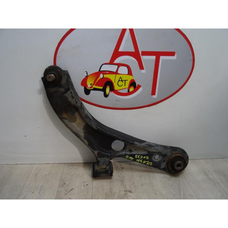 Triangle avant droit SUZUKI SPLASH d’occasion
